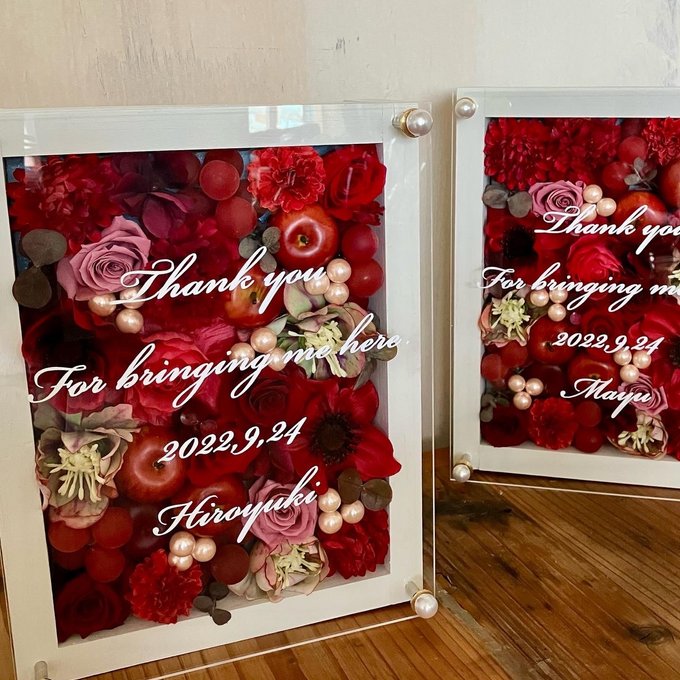 結婚式両親贈呈品 プリザーブドフラワー レッド ラッピング例